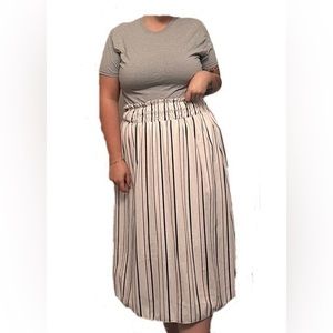 Size Large Midi Striped Skirt